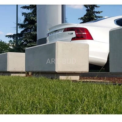 Zapora parkingowa z betonu architektonicznego Volf Deco