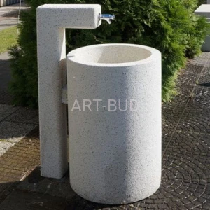 Punkt czerpania wody Cracov z betonu dekoracyjnego