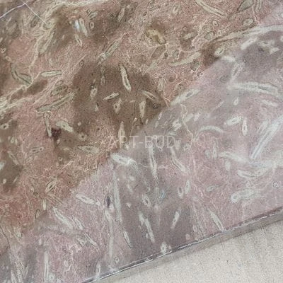 Parapety z marmuru z Bolechowic 