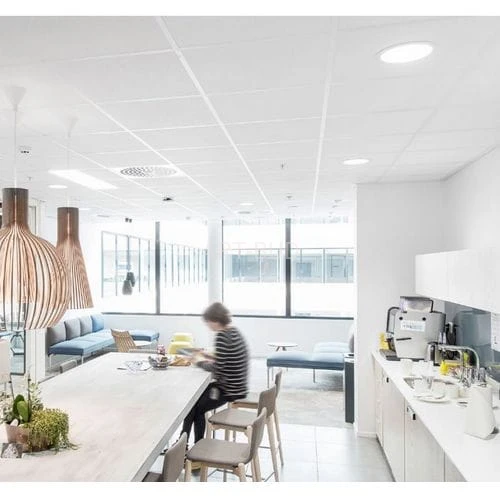 Płyta sufitowa CleanSpace Pro Rockfon  A/E 24 600x600x12 odporna na wilgoć opak. 14.4 m2