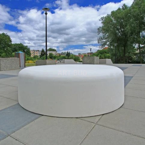 Wolnostojące betonowe siedzisko Drops Deco