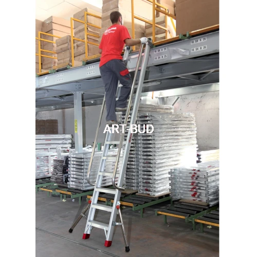 Drabina przystawna z szerokimi stopniami i stabilizatorem  S10/S14Sella Faraone