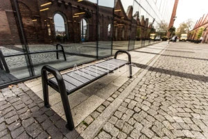 Ławka stalowo- drewniana bez oparcia miejska Spartan WPC 