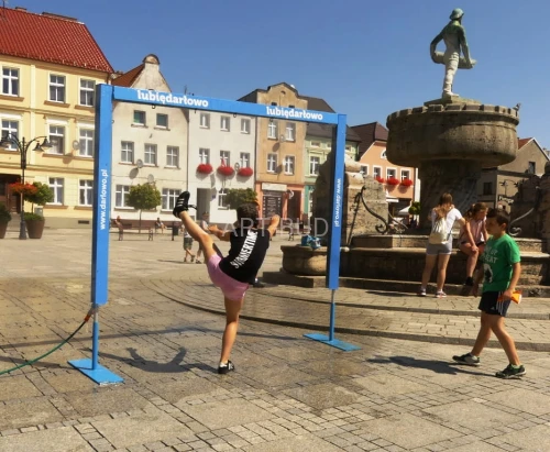 Bramka zraszająca z przyciskiem hydromechanicznym o wymiarach 250 x 240