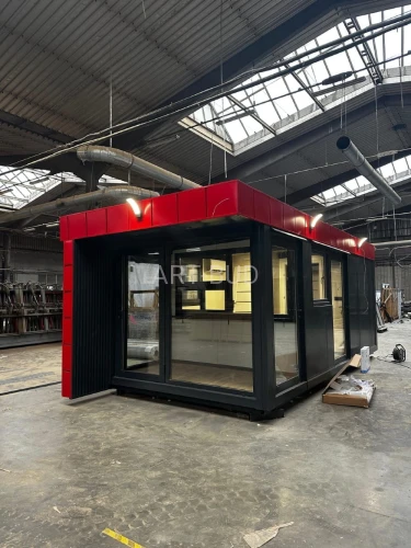 Kontener usługowy 7x3 z zapleczem socjalnym i klimatyzacją