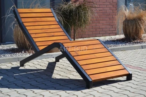 Leżak parkowy stalowo drewniany  L005 