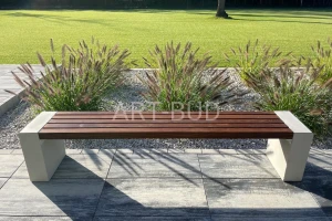 Ławka miejska betonowa z drewnianym siedziskiem 200 cm