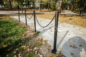 Słupek zaporowy metalowy blokujący  Viking