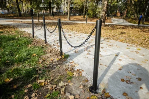 Słupek zaporowy metalowy blokujący  Viking