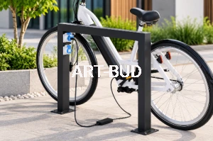 Stojak rowerowy ze stacją ładowania 2x230V