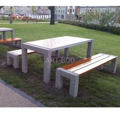 Betonowy podwójny stół z siedziskami do gry w szachy - chińczyka 