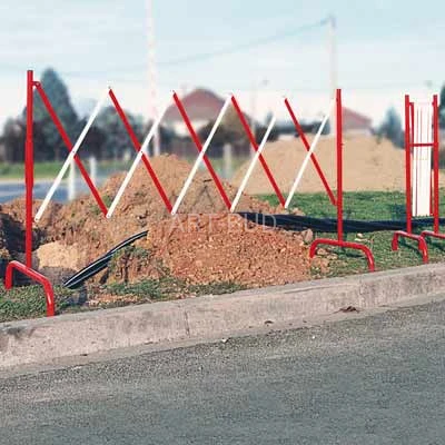 Bariera nożycowa stalowa biało-czerwona do 3m 