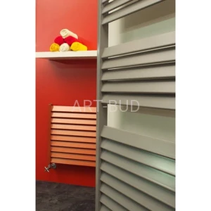 Grzejnik łazienkowy YEGA BAGNO. Szer: 50, 60 lub 70 cm. Wys: 139.6, 178.1 lub 216.6 cm, Gł: 12 cm. Różne kolory (zł/szt)