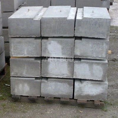 Stopnie betonowe skarpowe 