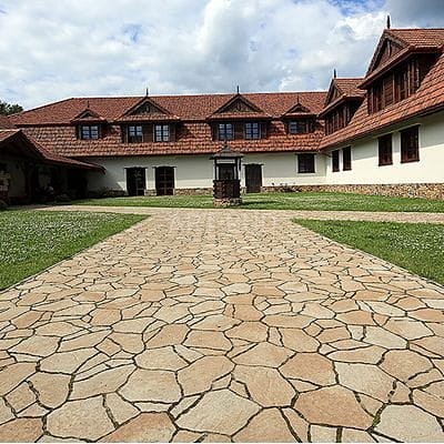 Kostka brukowa nieregularna grubość 8 cm  PETRA  