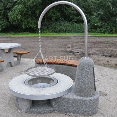 Grill ogrodowy betonowy Żuraw 