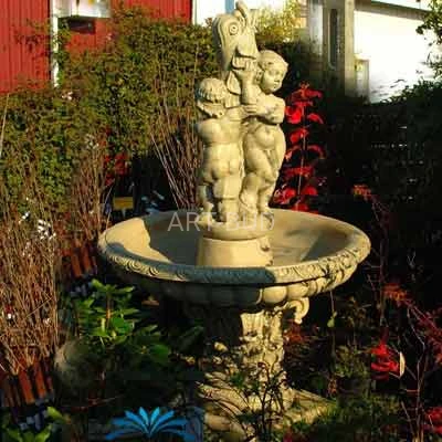 Fontanna amorki z rybą FineCrete JURAND