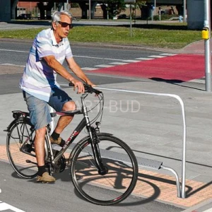 Podpórka rowerowa Warszawa  na nogę i rękę 