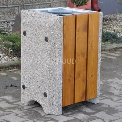 Kosz uliczny betonowy z listwami drewnianymi 60L