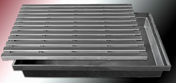 Wycieraczka ażurowa zewnętrzna żeberkowa aluminiowo-gumowa GA1T w skrzynce z tworzywa Ferroplast 