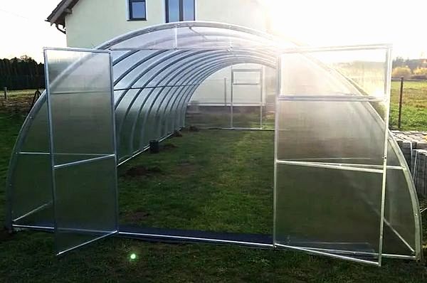 Szklarnia Tunelowa ogrodowa z poliwęglanu